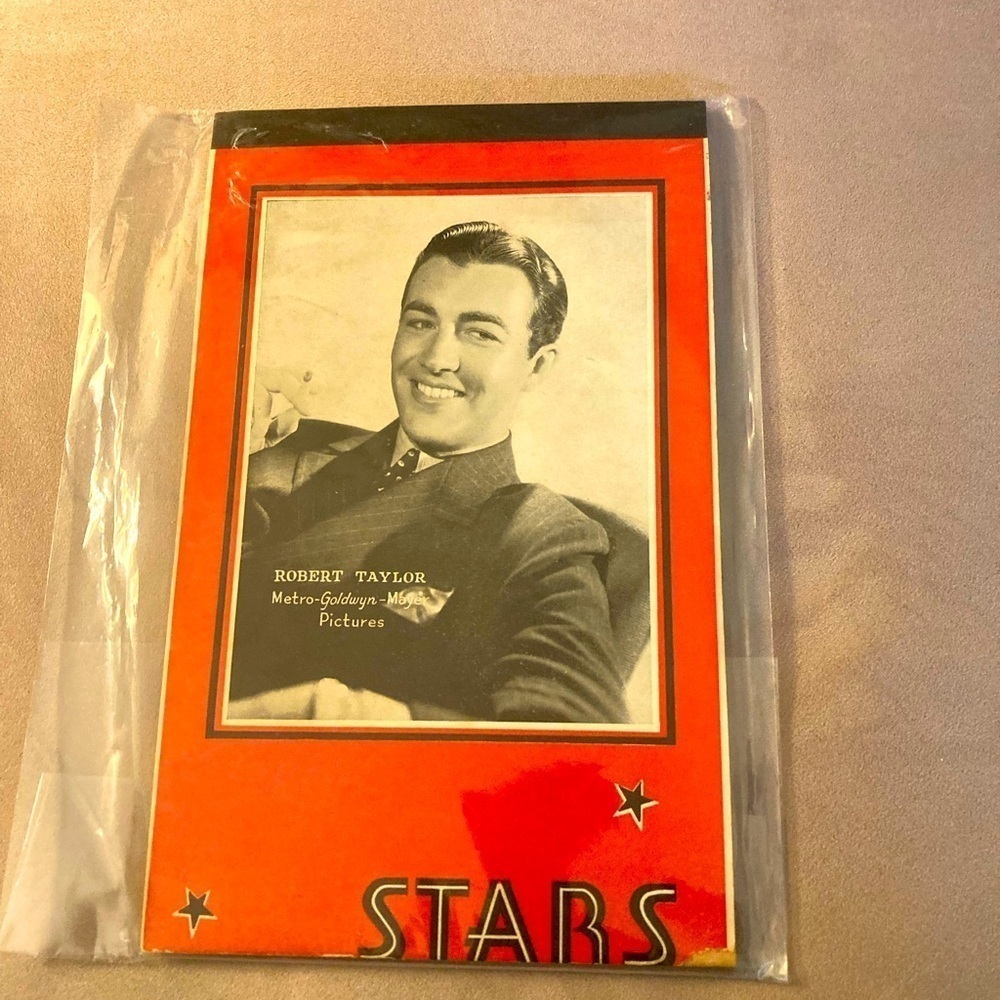 Vintage Stars writing tablet with Robert Taylor, movie star 1940s